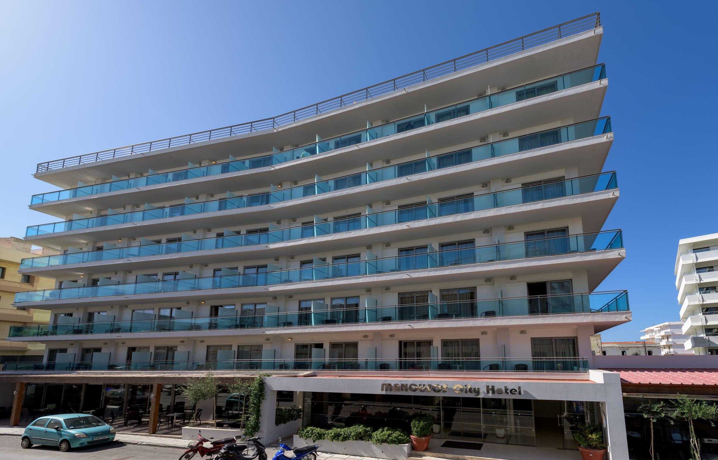 Manousos City Hotel 3*