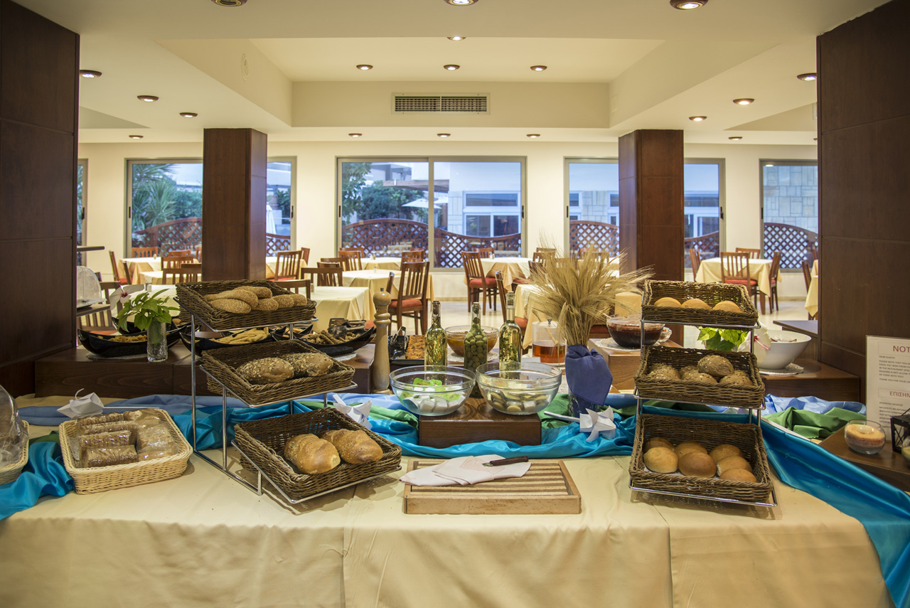 Manousos City Hotel 3*